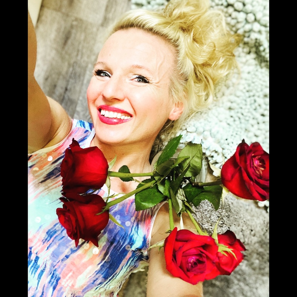 Meet your Posher, Tina Marie..POSH AMBASSADOR